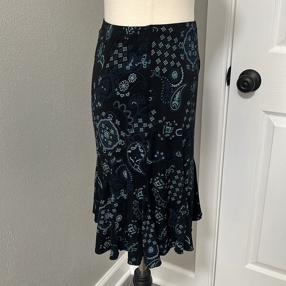 Briggs New York Petite Casual Fit & Flare Knee Length Skirt - Picture 4 of 13